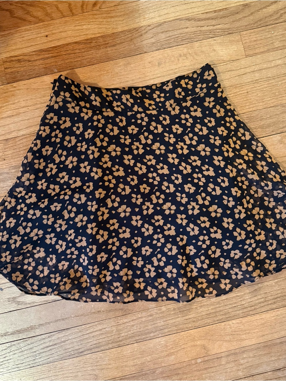 Urban Outfitters Black Skater Skirt with Tan Floral Print - Picture 3 of 6